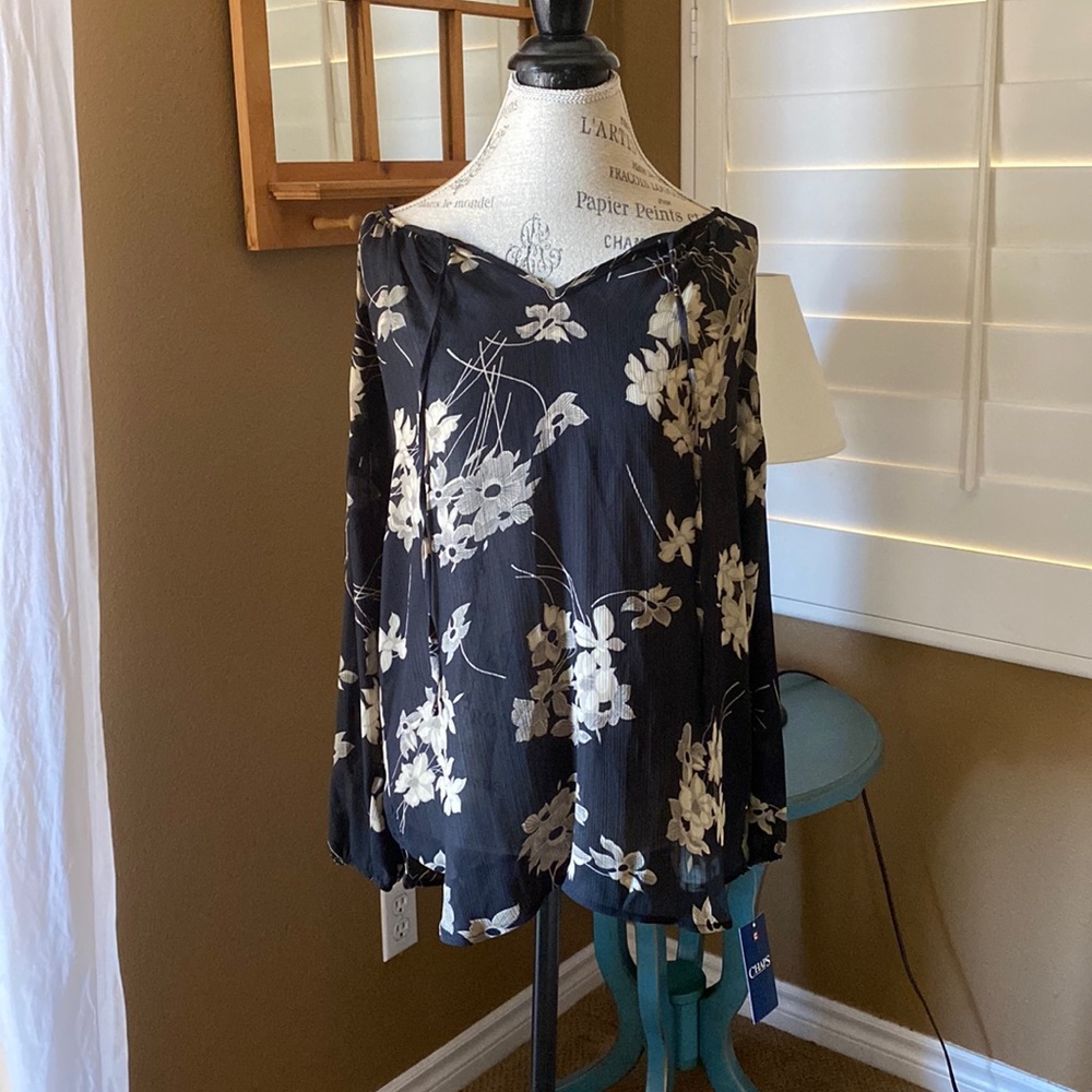 Chaps size M flower top.